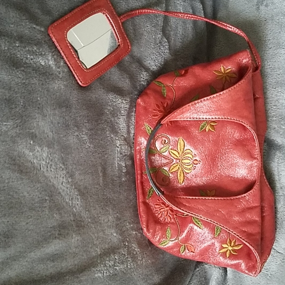 Purse - Picture 3 of 4